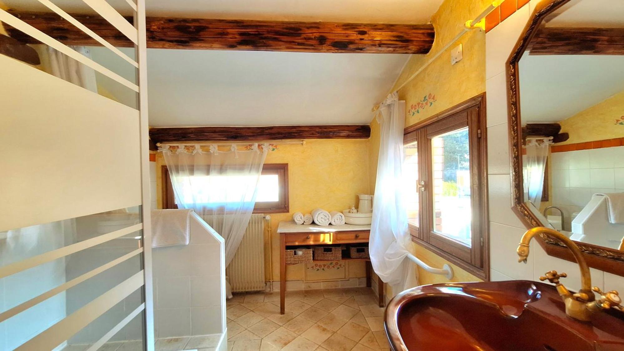 La Bergerie Du Moulin (Adults Only) Bed and Breakfast Taradeau Exteriör bild